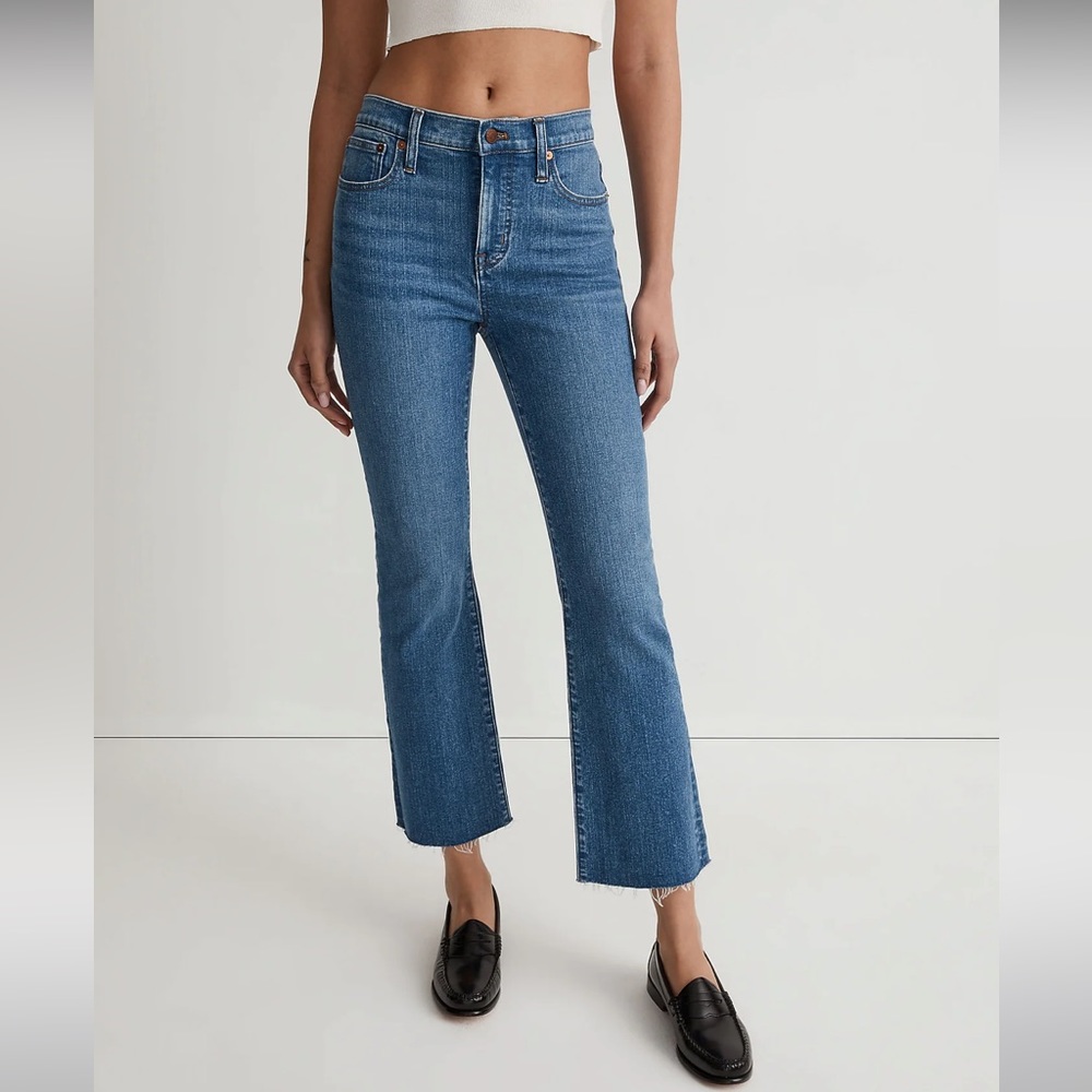 Madewell NWT Tall Kick Out Crop Jeans Size 28T Mid Rise Cropped Raw Hem